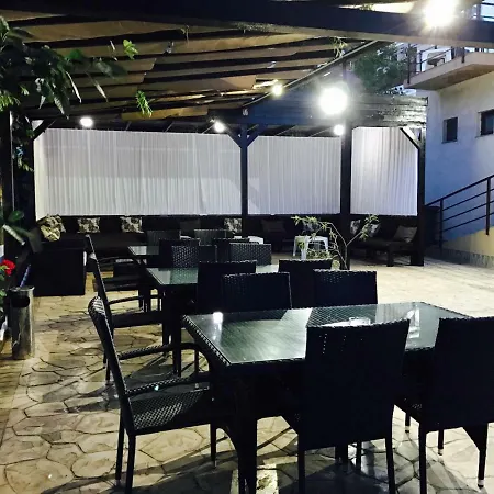 בית הארחה Sunrise