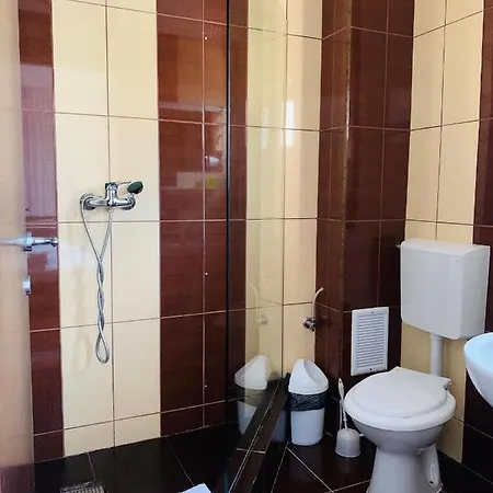 Sunrise Πανσιόν