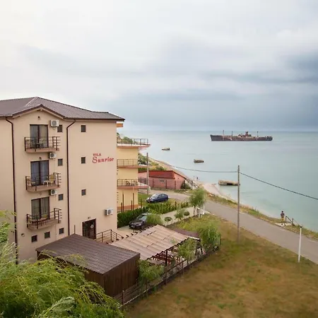 Sunrise Πανσιόν 3*